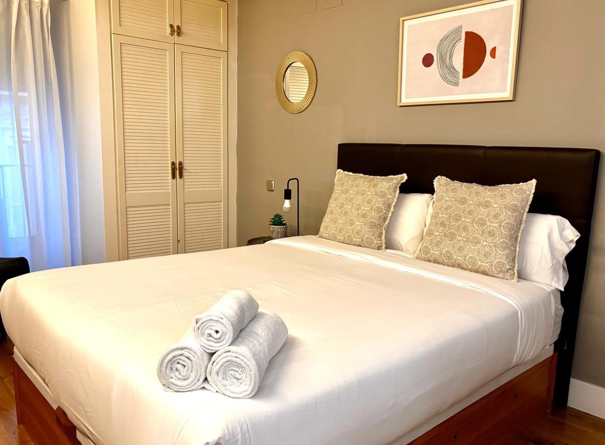 Chueca Apartamentos Noxi Madrid Exterior photo