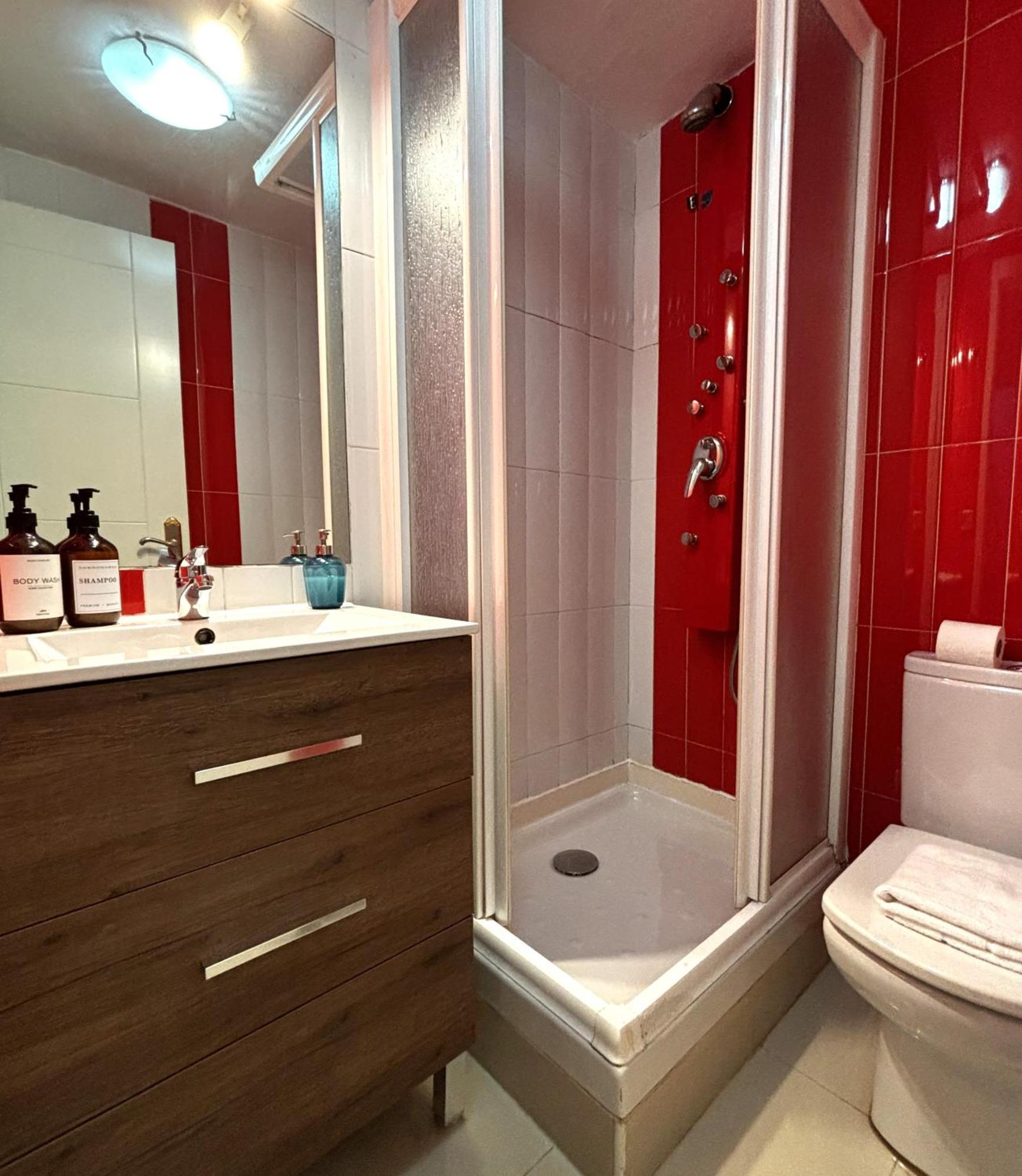 Chueca Apartamentos Noxi Madrid Exterior photo